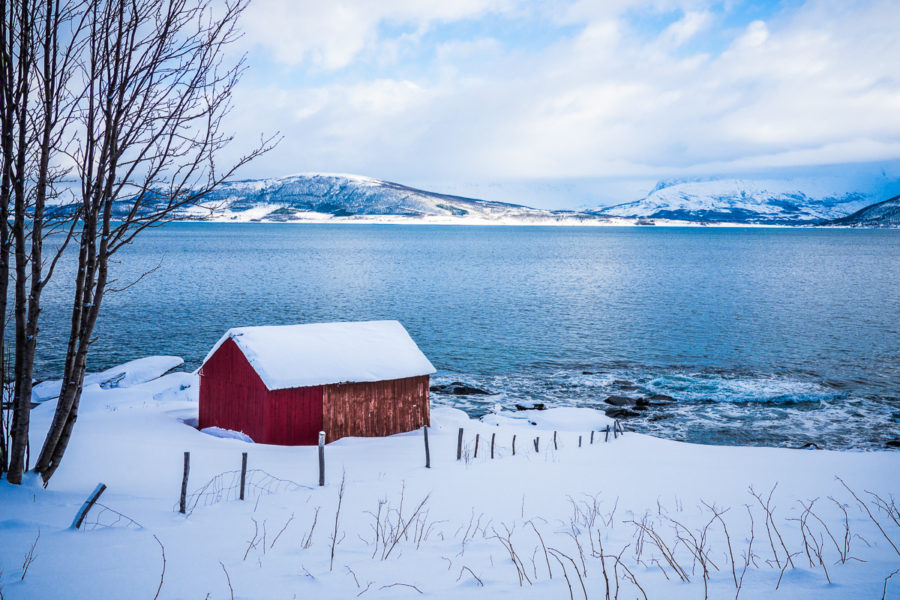 Una delle tipiche casette rosse norvegesi (Norvegia 2017)